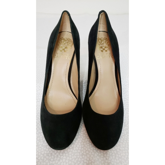 Vince Camuto | Shoes | Vince Camuto Black Suede Pumps Heels Sz 6m ...